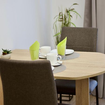Sport Centrum Apartman Pápa 外观 照片
