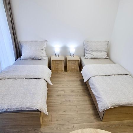 Sport Centrum Apartman Pápa 外观 照片