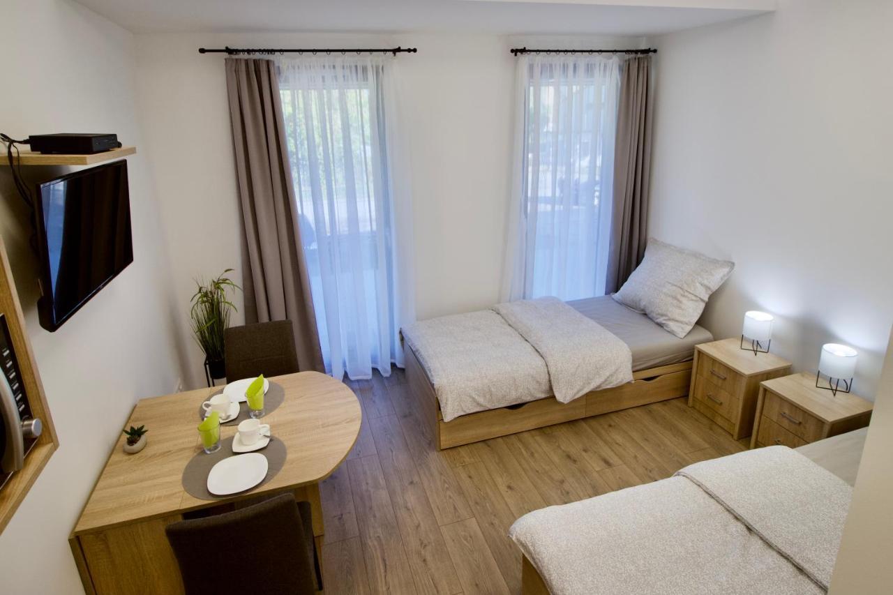 Sport Centrum Apartman Pápa 外观 照片